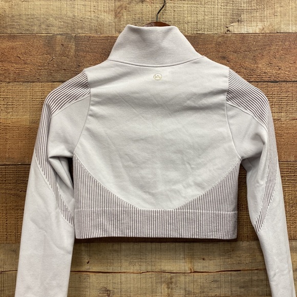 LA Image Crop Front Zip Jacket - Picture 6 of 7